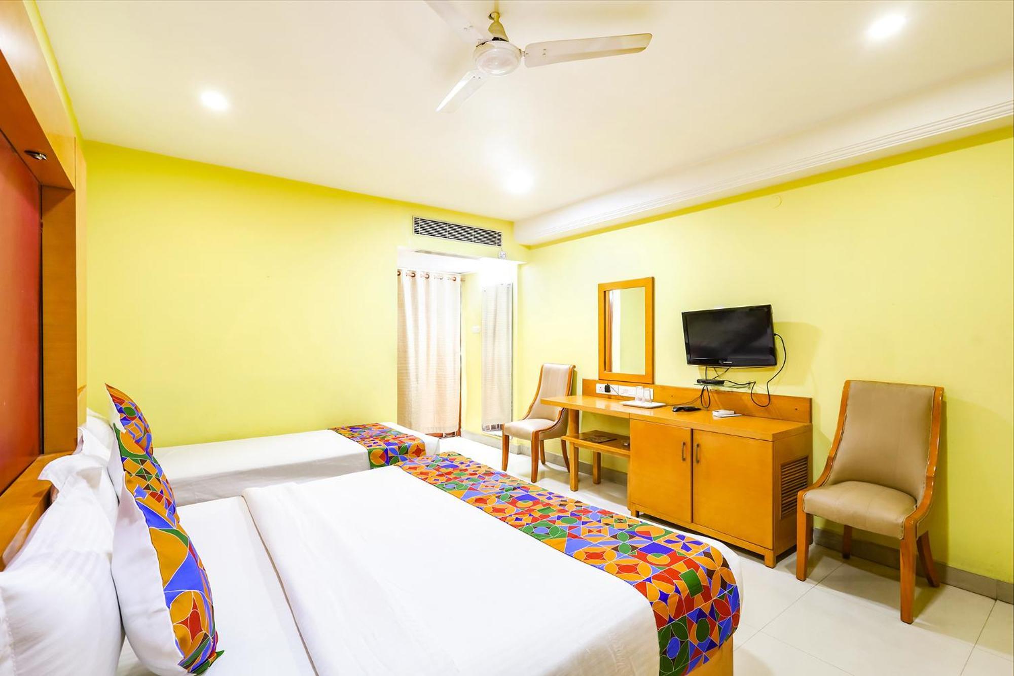 Fabhotel Prime Mahalaya Residency - Nr Pallavaram Railway Station Hotel 3*