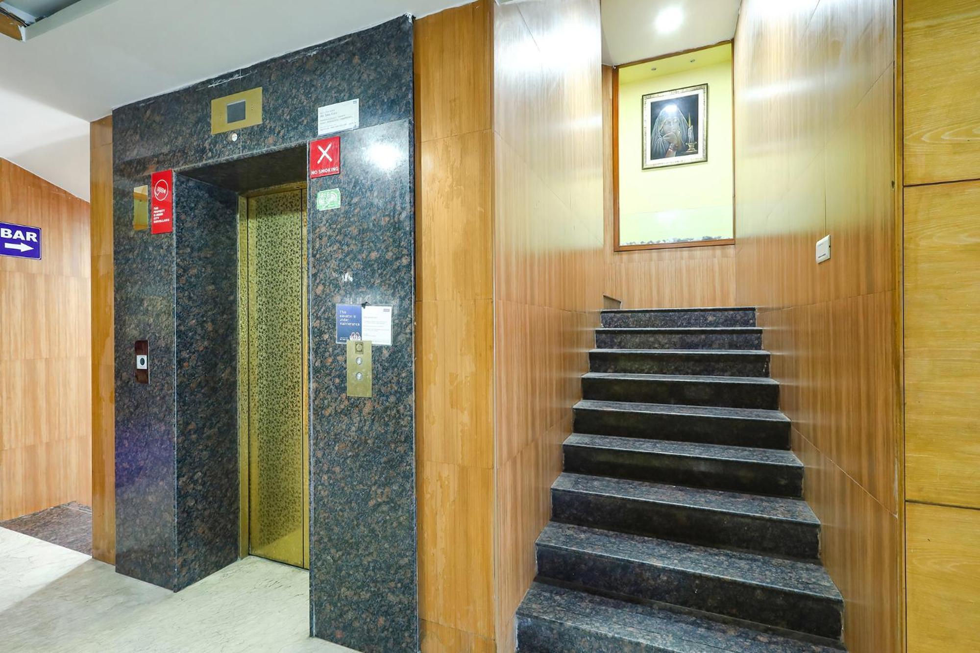 Fabhotel Prime Mahalaya Residency - Nr Pallavaram Railway Station Chennai