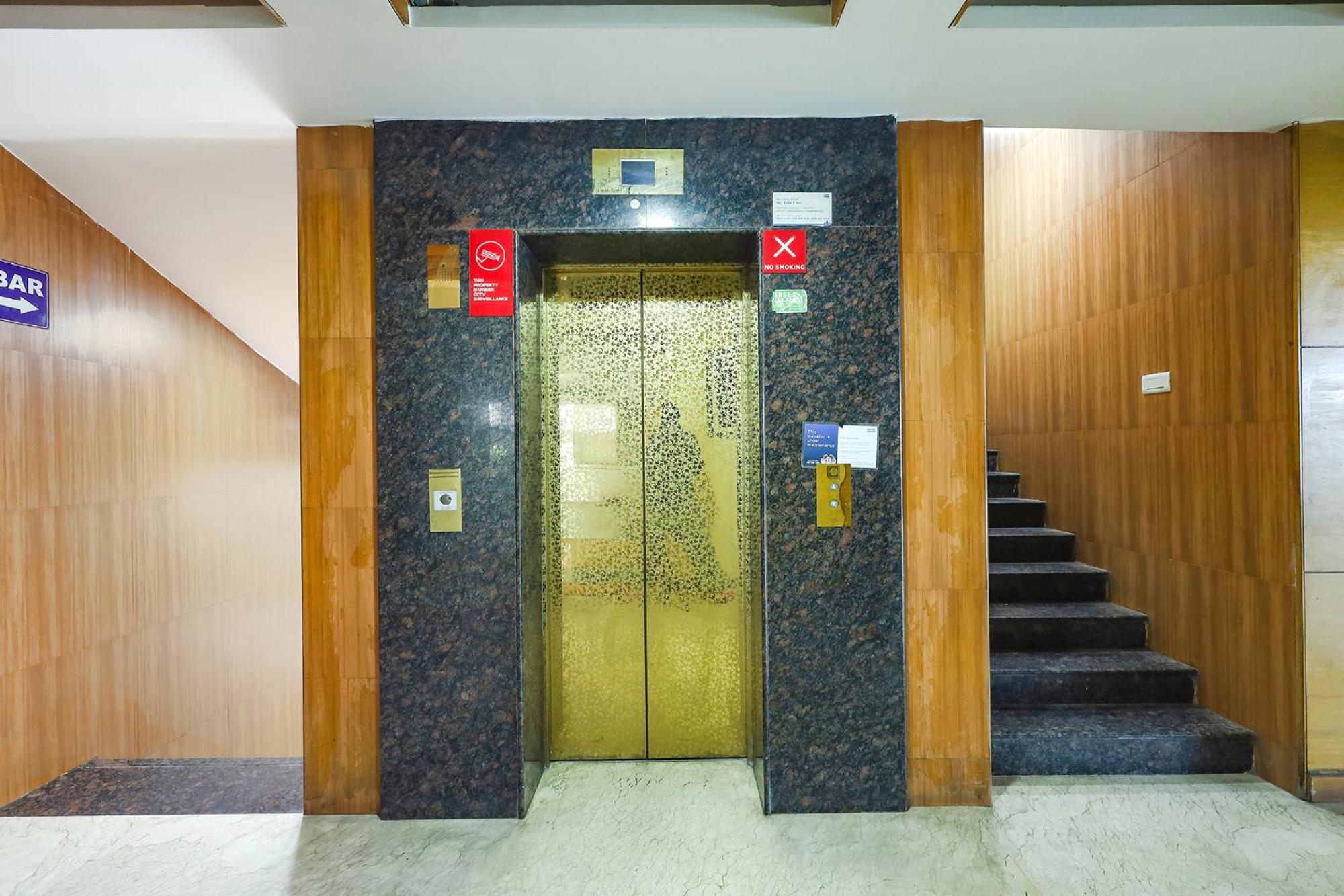 Fabhotel Prime Mahalaya Residency - Nr Pallavaram Railway Station 3* Chennai